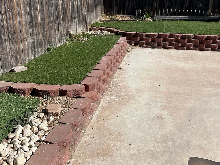 9904 Aloe Ct — Photo 2