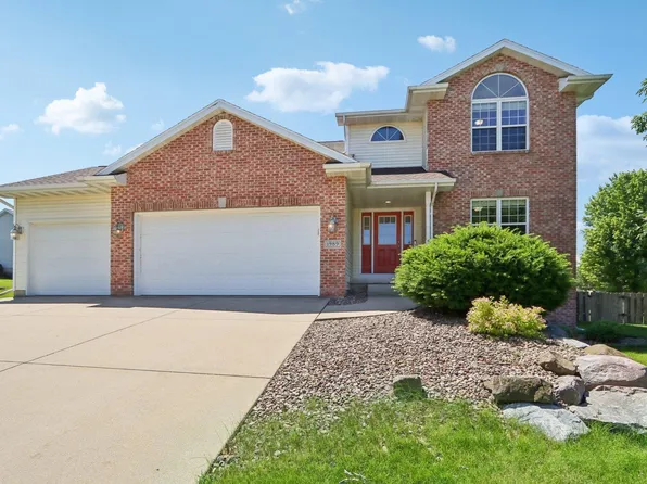1989 Stonehaven Dr, Sun Prairie, WI 53590