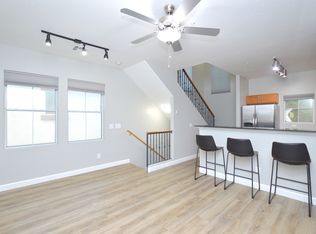 421 N Oak St, Gilbert, AZ 85233