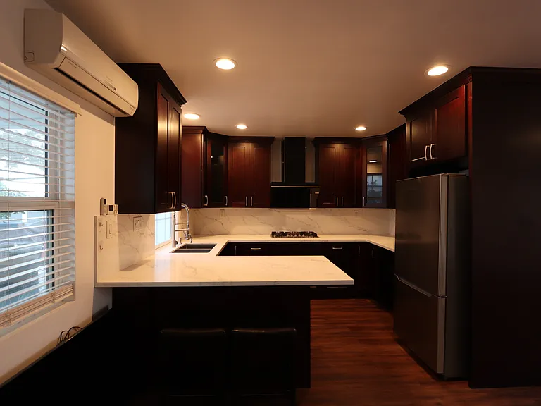 2512 Siwanoy Dr — Photo 6