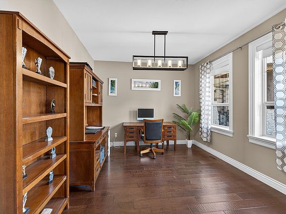 5th image of 1213 Burkemont Pl
