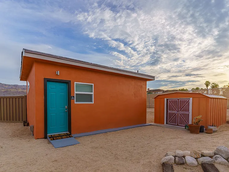 6244 Carodean Rd #B — Photo 16