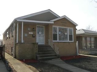 321 E 89th St, Chicago, IL 60619