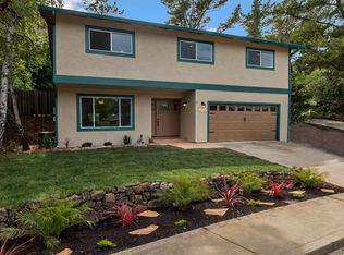 6724 Waverly Rd, Martinez, CA 94553