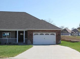 826 Destiny Dr #826, Villa Ridge, MO 63089