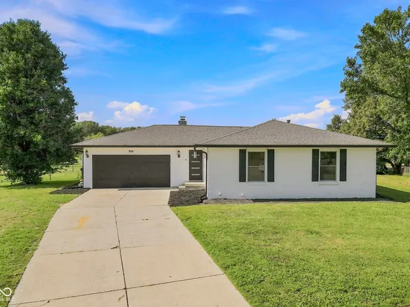 950 Norwood Ct, Columbus, IN 47203