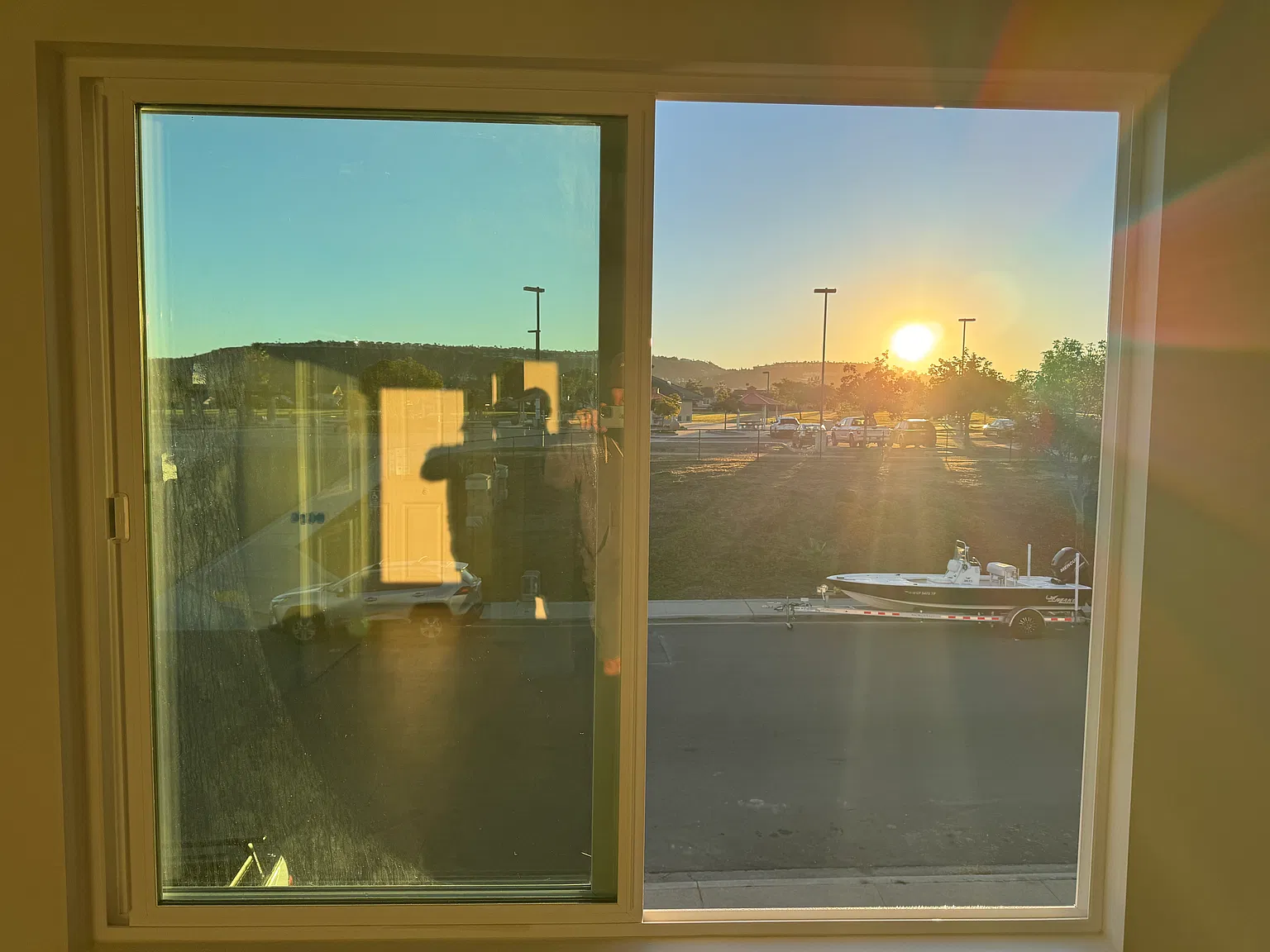 2 bed, 799 sqft, $2,730 — Photo 3