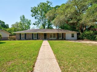 1558 Montclair Cir S, Mobile, AL 36693