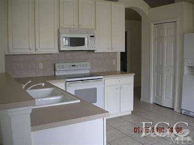 4th image of 7608 Key Deer Ct