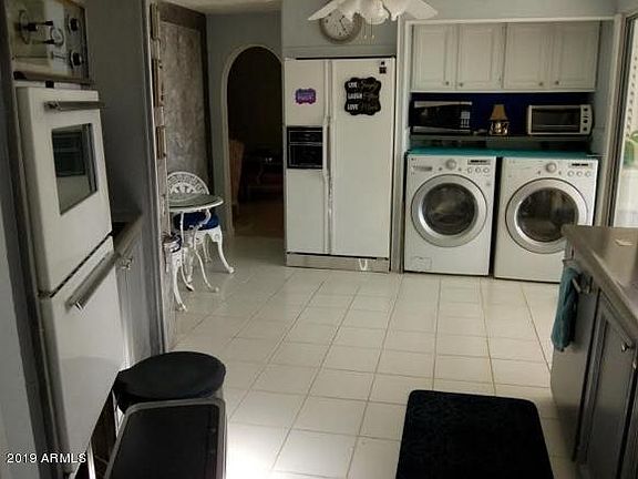 5th image of 19001 N Carnation Dr