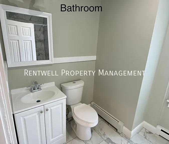 501 Walnut St #5 — Photo 11