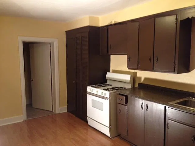 1 bed, $1,050 — Photo 3