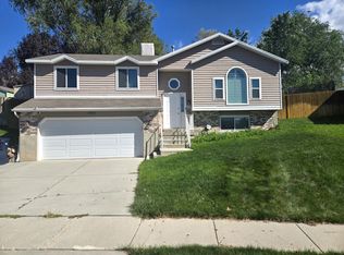 9353 S Windflower Ln, Sandy, UT 84070