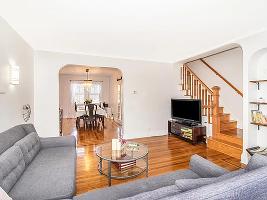 Sold by Douglas Elliman | media 23