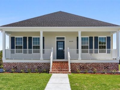 8529 Squadron Dr, Chalmette, LA, 70043