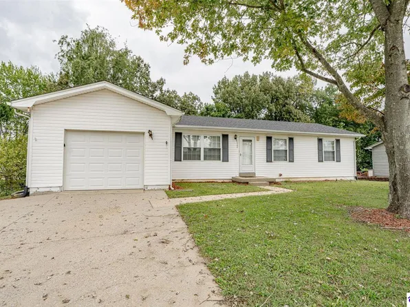 1480 Deering Ln, Radcliff, KY 40160