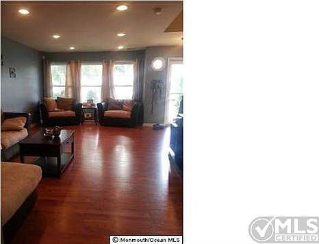 4th image of 928 Jessica Ct