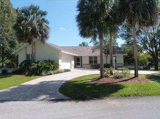 1409 SE Paradise Ave, Crystal River, FL 34429