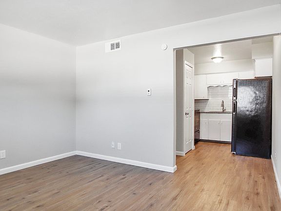 2nd image of 411 E Polk St APT 5