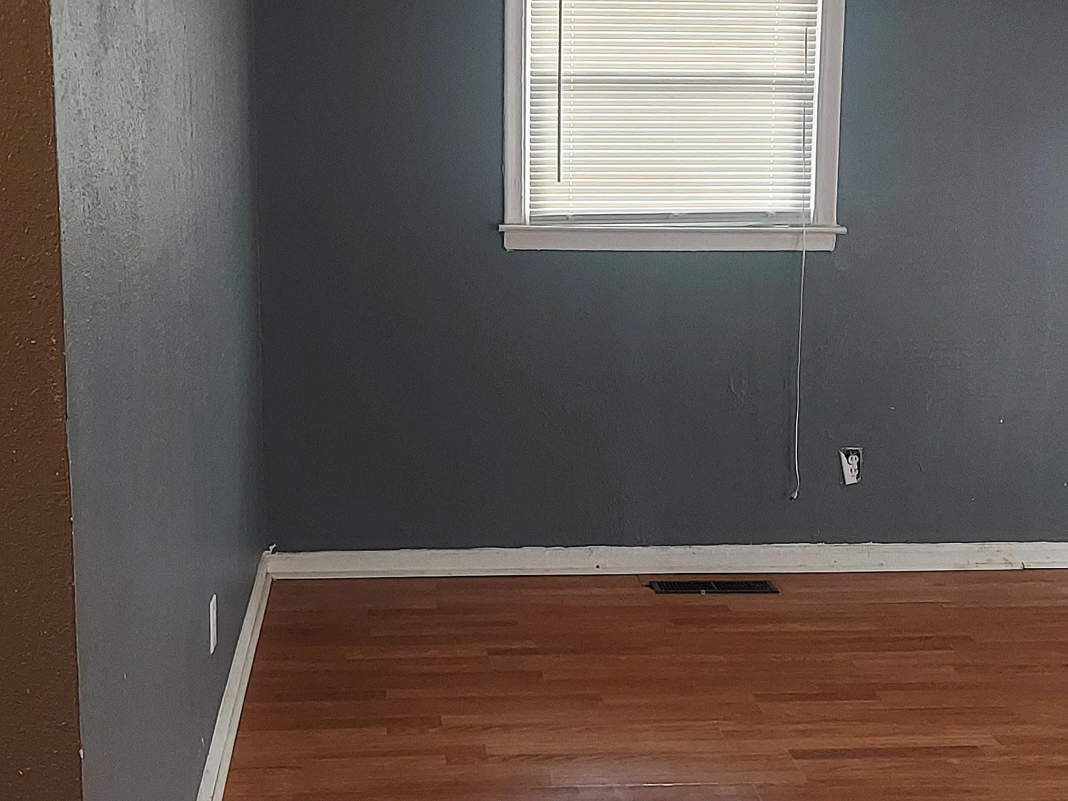 Douglas Ct, Inkster — Photo 4