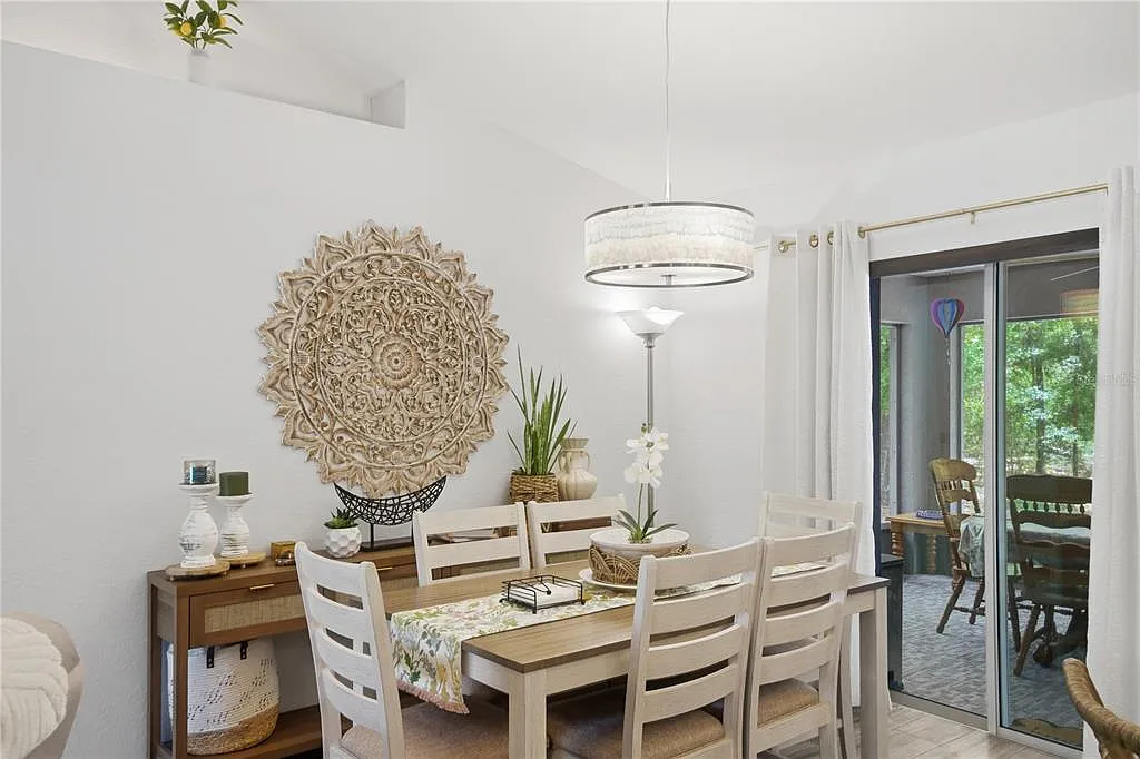 3 bed, 2.0 bath, 1325 sqft, $3,500 — Photo 3