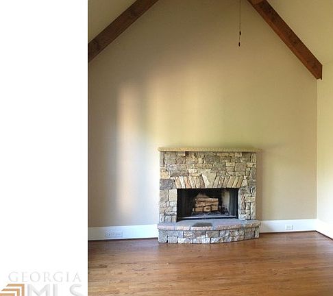 3rd image of 7445 Kingfisher Ln