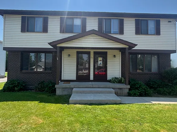 207 Seneca Creek Rd, Buffalo, NY 14224