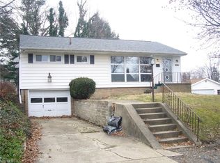 865 Phillips Rd NE, Massillon, OH 44646