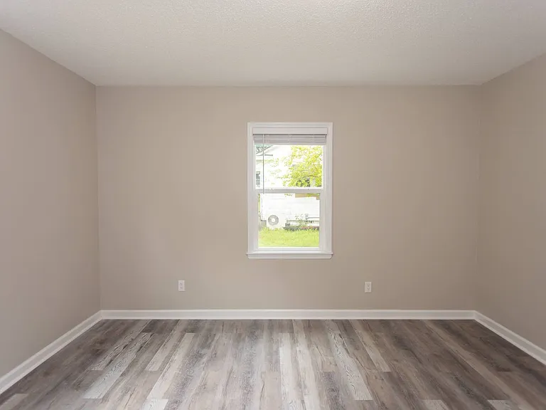 117 Carolina Ave — Photo 11