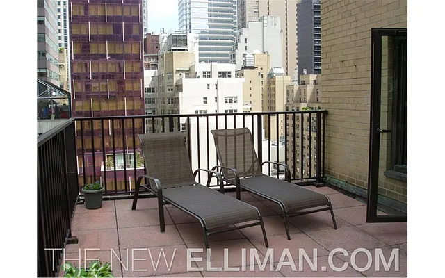 Rented by Douglas Elliman | media 22