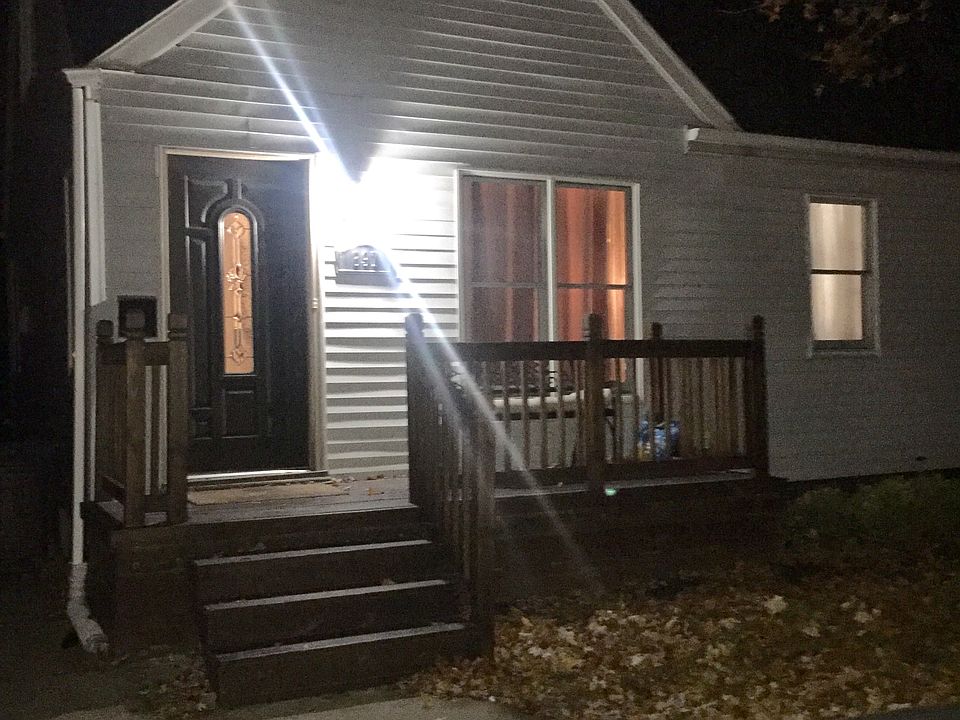 2nd image of 897 E Forteen Mile Rd