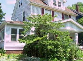 3091 Corydon Rd, Cleveland Heights, OH 44118