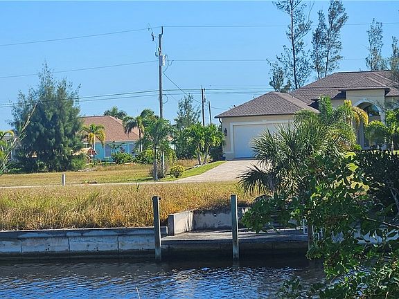 3rd image of 1648 NW 39th Ave