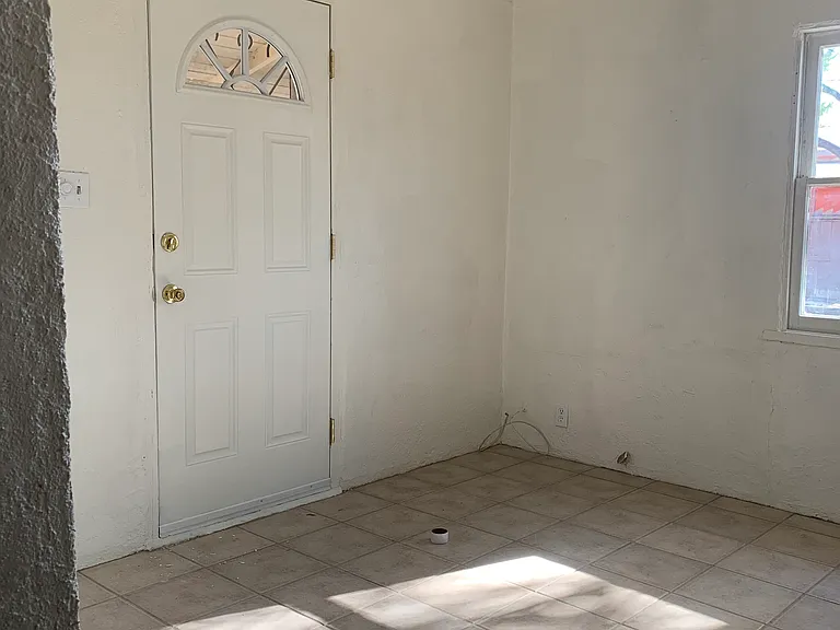 3025 N Richey Blvd #2 — Photo 4