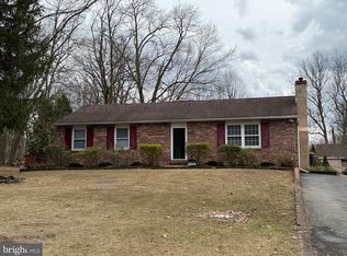 12 Dogwood Dell Dr, Coatesville, PA 19320