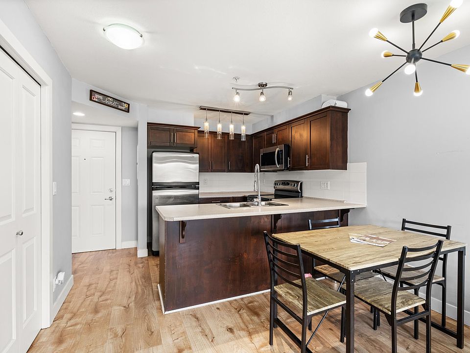 1st image of 46289 Yale Rd #312