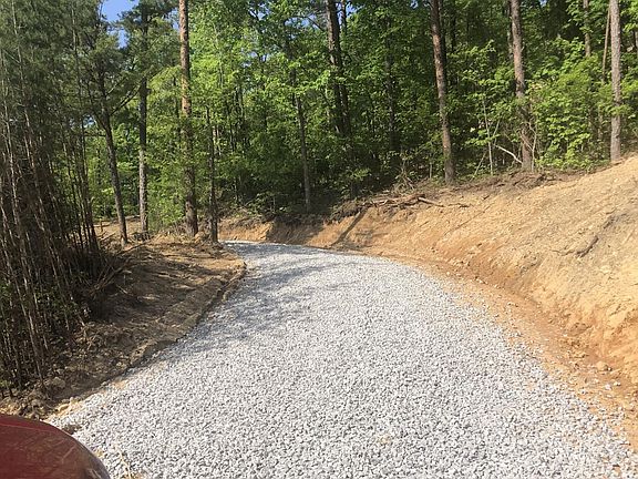 2nd image of 125 Indian Ridge Dr