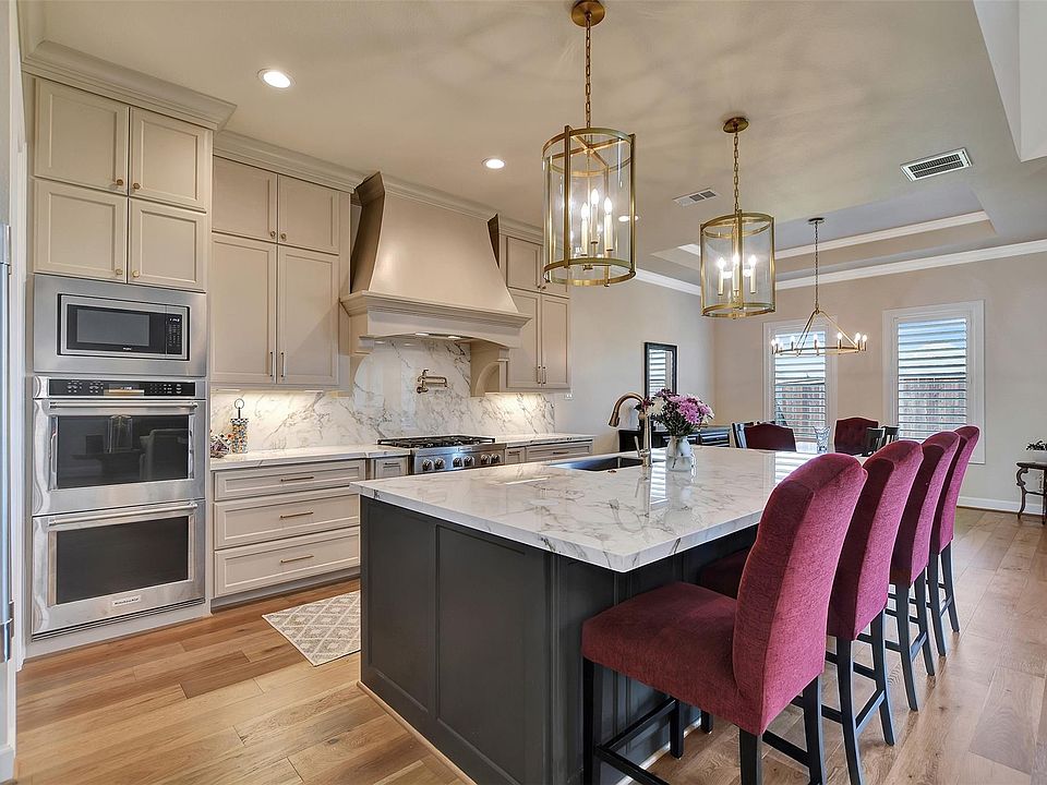 1st image of 1746 Spring View Dr