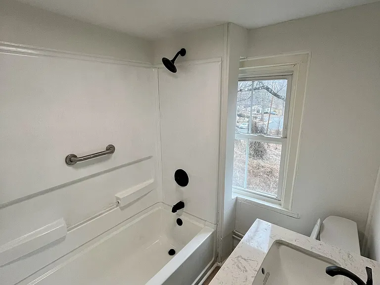 500 Ridge St — Photo 12