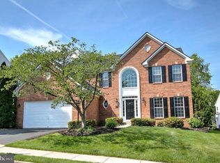 47429 River Falls Dr, Sterling, VA 20165