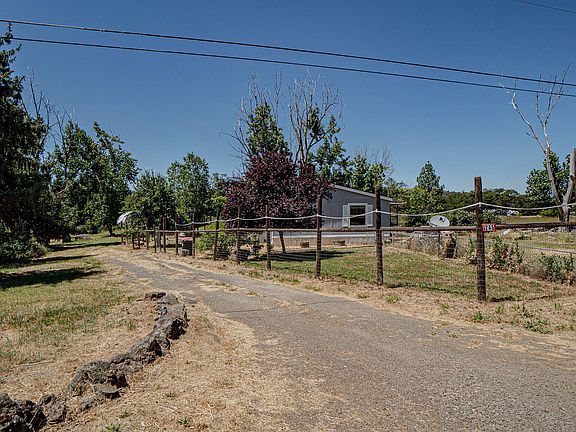 2nd image of 1245 Davanna Dr