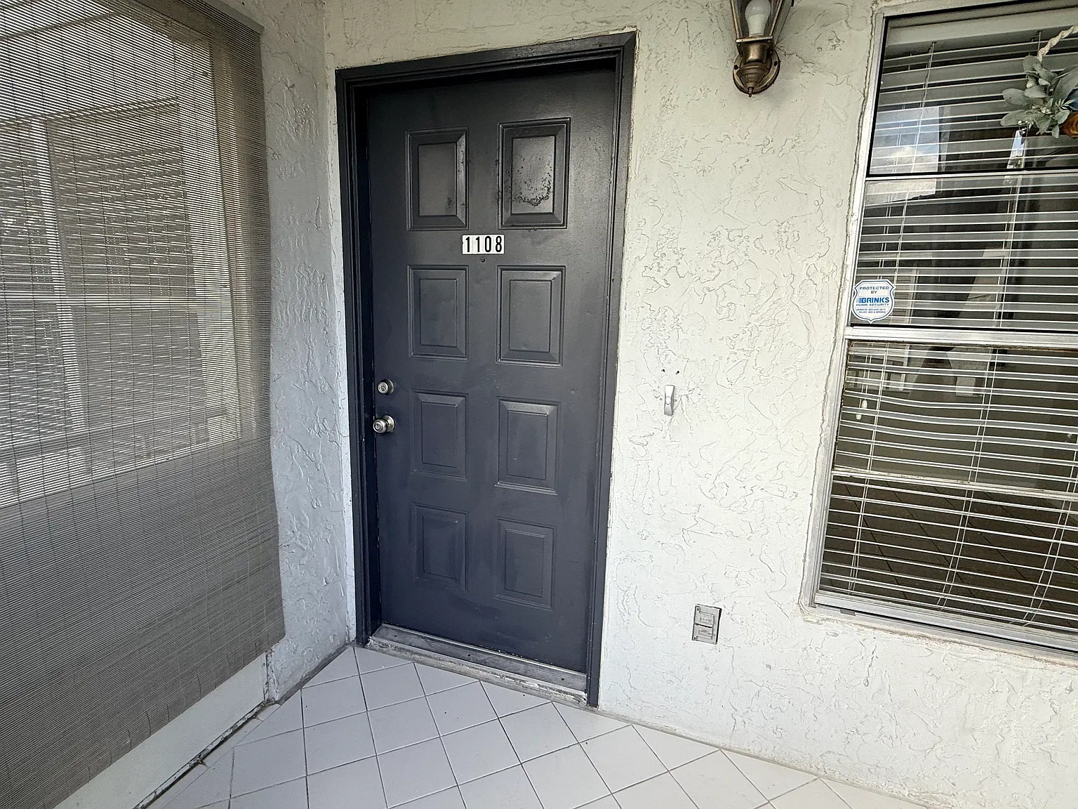 2 bed, 912 sqft, $1,600 — Photo 3