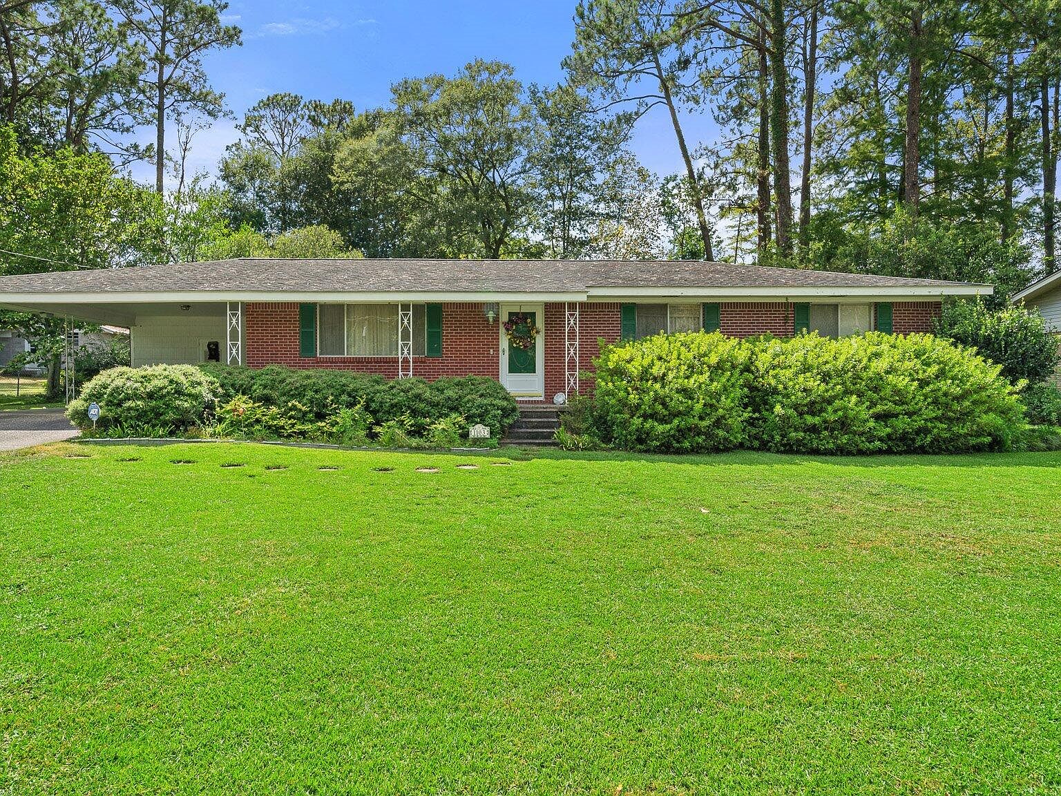 1103 Velma Ave, Hattiesburg, MS 39402 Zillow