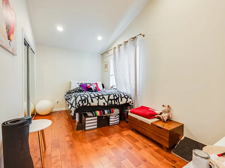 5728 Roosevelt Way NE — Photo 25