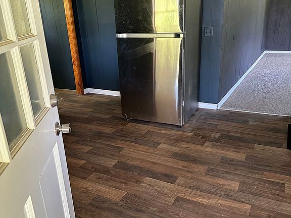 4th image of 19465 Mobile Rd