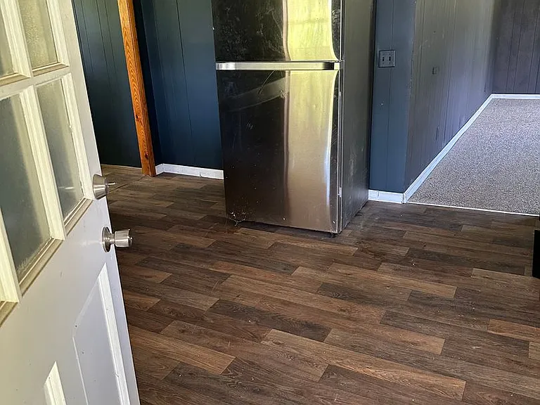 19465 Mobile Rd — Photo 4