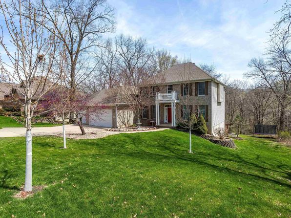 1009 32nd Ave #A, Moline, IL 61265