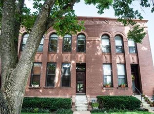 21 Manhattan Mews, Saint Louis, MO
