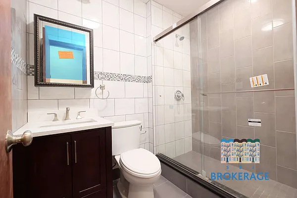 Rented by SBJ Brokerage, LLC | media 17