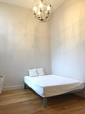 Rented by City Vista Inc | media 11